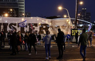 İsrail'de Netanyahu hükümetinin yargı düzenlemesine karşı on binlerce kişi meydanlara indi