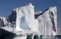 Antarktika'dan devasa büyüklükte buz dağı koptu