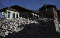 Hatay'da zamana direnen tarihi taş evler depreme dayanamadı