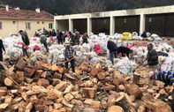 Bilecik'in en küçük ilçesi İnhisar'dan afetzedelere 100 ton odun desteği