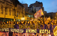 AP: İstanbul'da kadınlar yasağa rağmen yürüdü, polis biber gazı kullandı