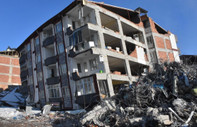 Depremde hayatını kaydedenlerin sayısı 47 bin 975'e yükseldi