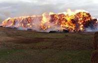 Konya'da korkutan yangın: 2 bin fiğ, 800 yonca balyası kullanılamaz hale geldi