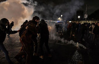 Fransa dün gece uyumadı: Emeklilik reformu karşıtları sokaklarda