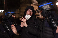Fransa'da reform karşıtlarının çabası yetmedi