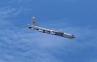Rus uçakları sınır ihlali yapan ABD bombardıman uçaklarını engelledi