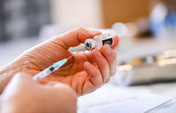 DSÖ: Mevcut Covid-19 aşıları yüksek düzeyde koruyuculuğunu sürdürüyor