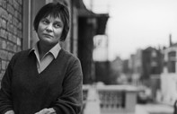 Iris Murdoch'un Sartre-Romantik Rasyonalist kitabı yeni baskısıyla raflarda