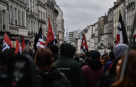 Fransa'da 1 Mayıs gösterileri olaylı başladı