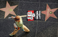 Hollywood'da grev kararı: Diziler tehlikede, zarar milyar dolarları bulabilir