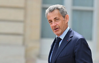 Sarkozy yolsuzlukla yargılandığı davada hapis cezasına çarptırıldı