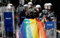 15 ilde LGBTİ+ operasyonu: Derneklerde arama, mekanlara baskın, sosyal medyaya kapatma