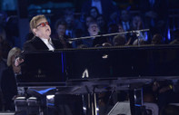Elton John veda turnesinde saniyede 345 dolar kazandı