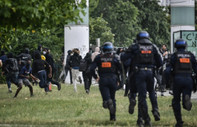 Fransa'da aşırı sağcılar hükümeti sokak olaylarında yetersiz kalmakla suçladı