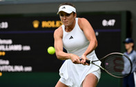 Wimbledon'da dünya 1 numarası Swiatek'i eleyen Svitolina yarı finale kaldı