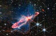 James Webb'den yeni fotoğraf:  1470 ışık yılı uzaktaki genç yıldız çiftini çekti