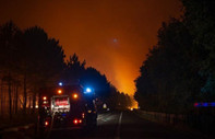Fransa'nın Var bölgesinde yüksek yangın riski nedeniyle kırmızı alarm verildi