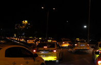 Ulaşım zamları bugün belli oluyor: Taksiciler dün gece İstanbul'da yüzde 100 zam için konvoy yaptı