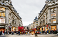 Oxford Street’in derdi ‘ıvır zıvır’ mağazaları