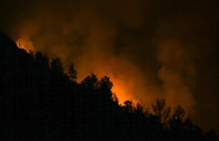 Alanya'daki orman yangınına karadan müdahale sürüyor
