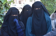 İsviçre'de kamuya açık alanlarda burka giymek yasaklandı
