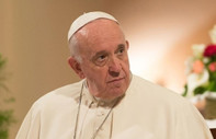Papa Franciscus: Dünya Küba Füze Krizi'nde olduğu gibi nükleer savaşın eşiğinde