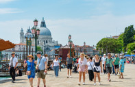 Wall Street Journal yazdı: Venedik kendini turistlerden kurtarmak için savaşıyor