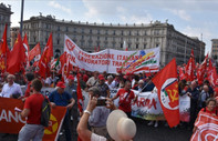 İtalya'da işçiler asgari ücret talebiyle yürüdü