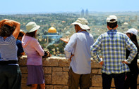 İsviçre'de seyahat acenteleri İsrail'e yönelik tatil programlarını iptal ediyor