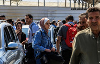 Gazze'de mahsur kalan yabancıların sınır kapısında bekliyor