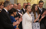 İspanya'da veliaht Prenses Leonor Meclis'te yemin etti