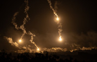 İsrail-Hamas savaşının 33'üncü gününde sivil hedeflere bomba yağmaya devam ediyor