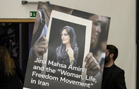 AP'nin Mahsa Amini ve İran'daki kadın hareketine verdiği Sakharov Ödülü için tören düzenlendi