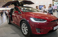 Tesla 2 milyondan fazla aracı otopilot yazılımını güncellemek için geri çağıracak