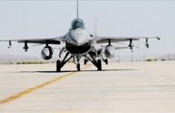 Danimarka Ukrayna'ya F-16 teslimatını 6 ay erteledi