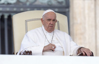 Papa Franciscus: Savaşların arkasında silah ticareti var