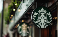 Starbucks'ta CEO değişti, hisseleri uçuşa geçti