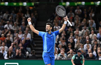 Djokovic Avustralya Açık'ta çeyrek finale yükseldi