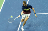 Alcaraz ve Medvedev Wimbledon'da yarı finale çıktı