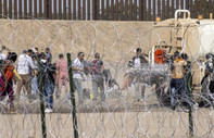 Teksas eyaleti Meksika sınırına çektiği dikenli telleri güçlendiriyor