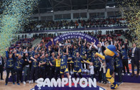 Fenerbahçe Beko Anadolu Efes'i yenerek Türkiye Kupası şampiyonu oldu