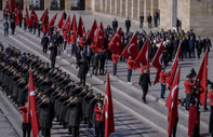 Çanakkale Zaferi'nin yıl dönümü dolayısıyla Anıtkabir'de tören düzenlendi