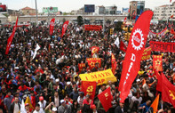 Bakan Yerlikaya'dan 1 Mayıs açıklaması: Taksim'de tamamen yasaklama değil kısmi kısıtlama var