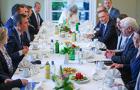Almanya Cumhurbaşkanı Steinmeier'dan Özgür Özel'e: Almancanız mükemmel