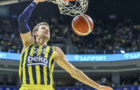Şampiyonluk şansını kaybeden Fenerbahçe Beko'nun tribünleri boş kaldı