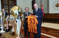 Cumhurbaşkanı Erdoğan: Galatasaray tüm milletimizin göğsünü kabartan başarılara imza attı