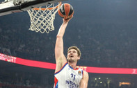 Anadolu Efes Alman basketbolcu Tibor Pleiss'a veda etti