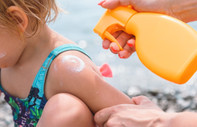 Cilt kanseri riski 3 kat artıyor: Çocukları güneşten korumak için 6 önemli kural