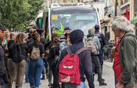 Fransa'da yeni hükümet yasa dışı göçmenlerin sınır dışı edilmesini kolaylaştıracak