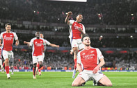 Arsenal bir gecede yeniden doğdu
